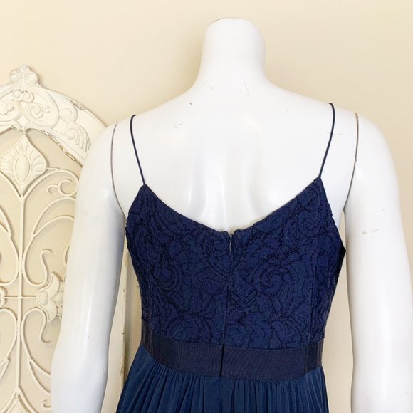 Adrianna Papell | Women's Navy Blue Lace & Chiffon Evening Gown | Size: 8 - Picture 7 of 13